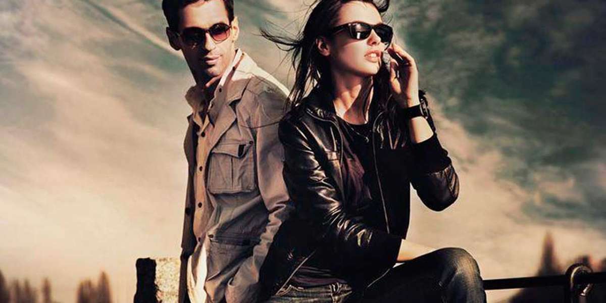 The Allure of Leather Products: Timeless Style for Men and Women
