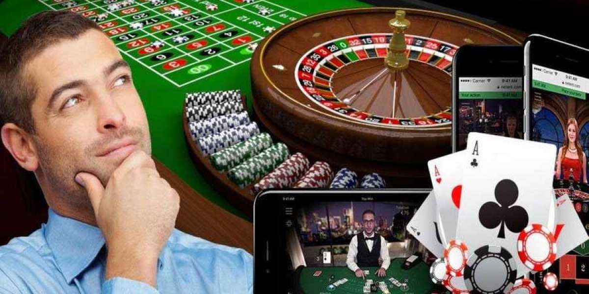Jackpot Jargon: Navigating the Casino Site Universe with Panache