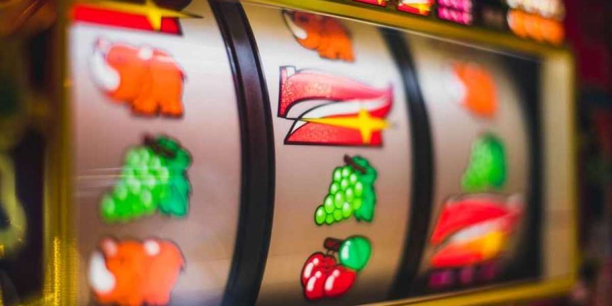 Online Slot Games: Exploring a World of Spin